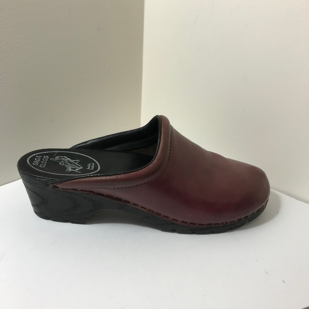 Saga Stapled Womens  Brown Leather Clogs